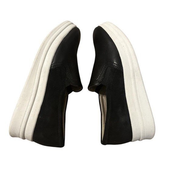 Naturalizer Black and White Loafers - Picture 7 of 10